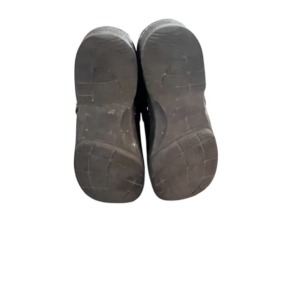 Dansko Black Embossed Leather Clogs Size 7 or 37 - Picture 4 of 7